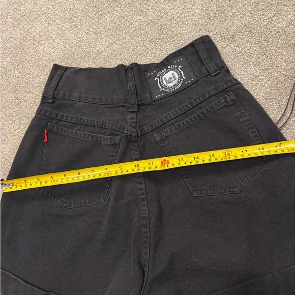 LEI Women's High Waist Black Shorts - Picture 6 of 6